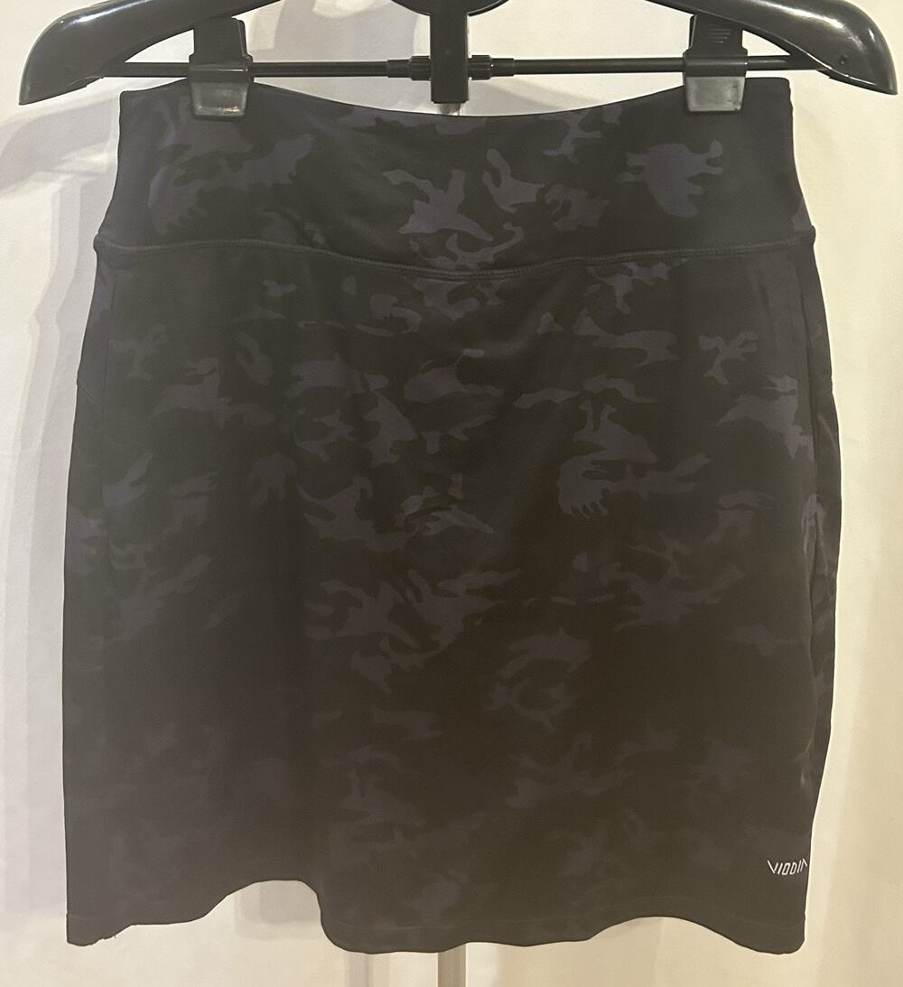 NWT Viodia Black Camo Skort size M